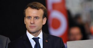 Macron: Dialogul cu Rusia este necesar