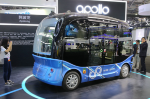 Viitorul e aproape, autobuze autonome pe străzile Beijingului